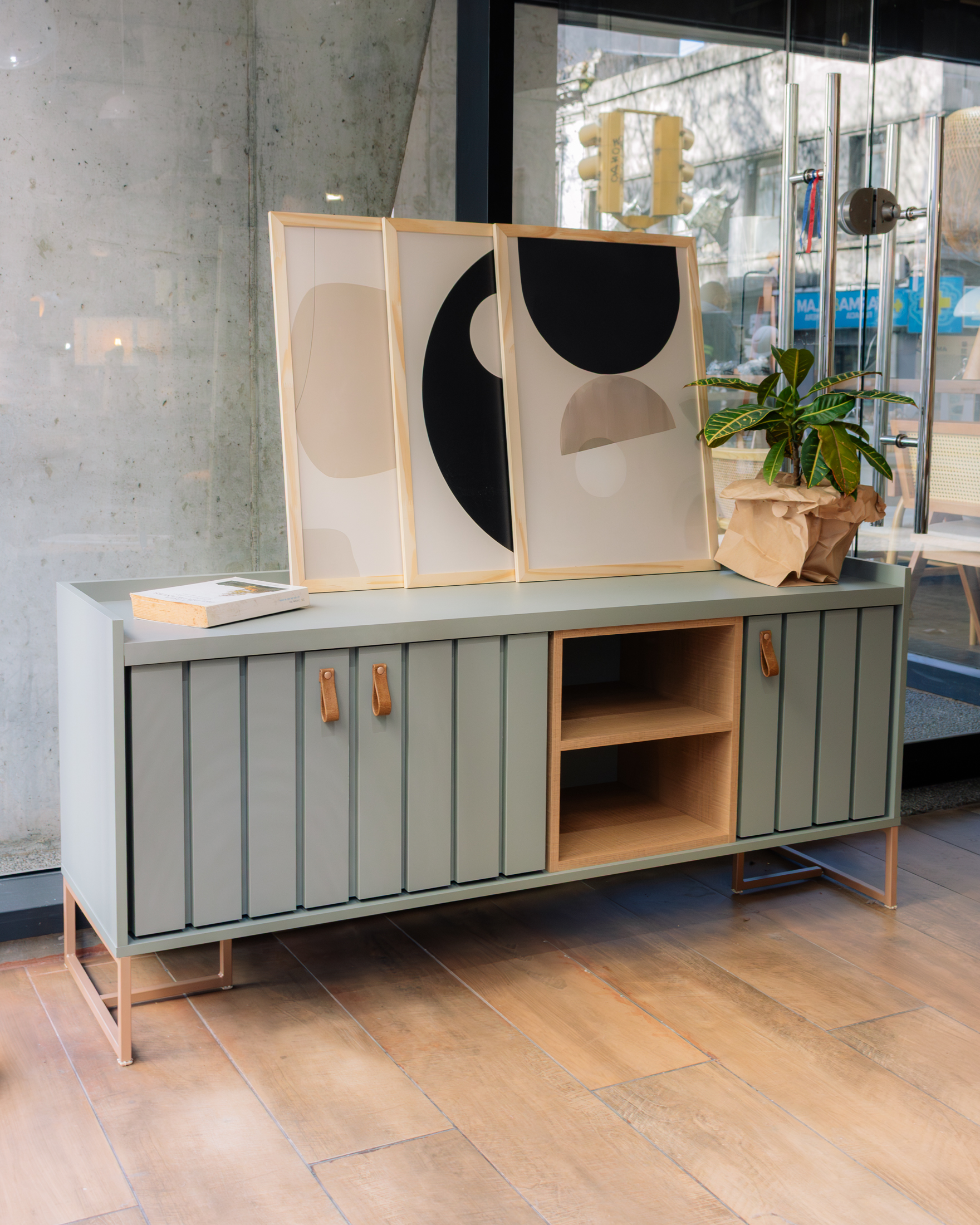Rack Trendy Verde (Pie Dorado) 140 cm - Imagen 2