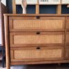 Cómoda Toulouse con Espejo - Seis Cajones / Madera Natural de Gomero - Imagen 2