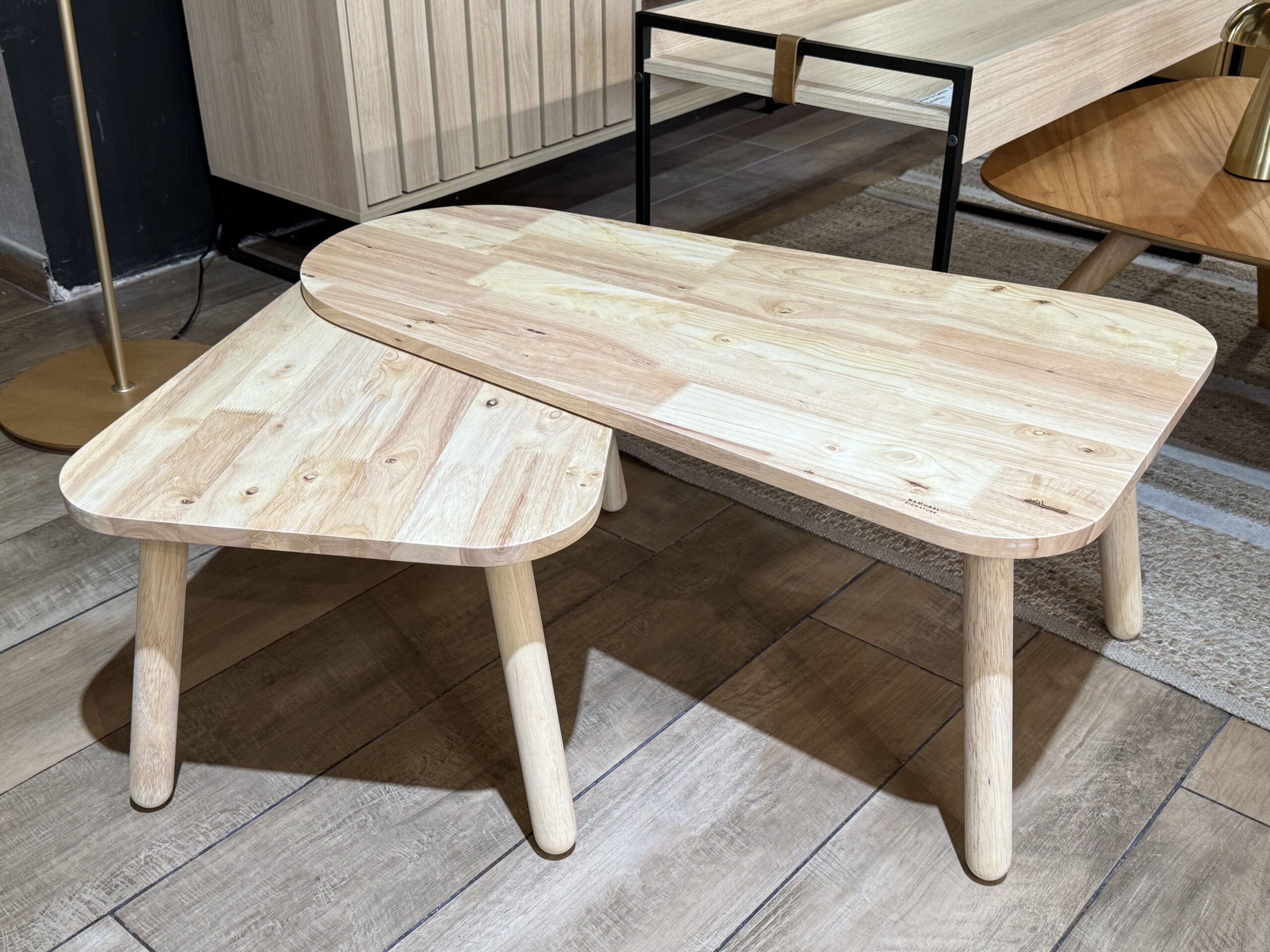 Mesa de Centro Montevideo - Madera de Caucho - Imagen 4