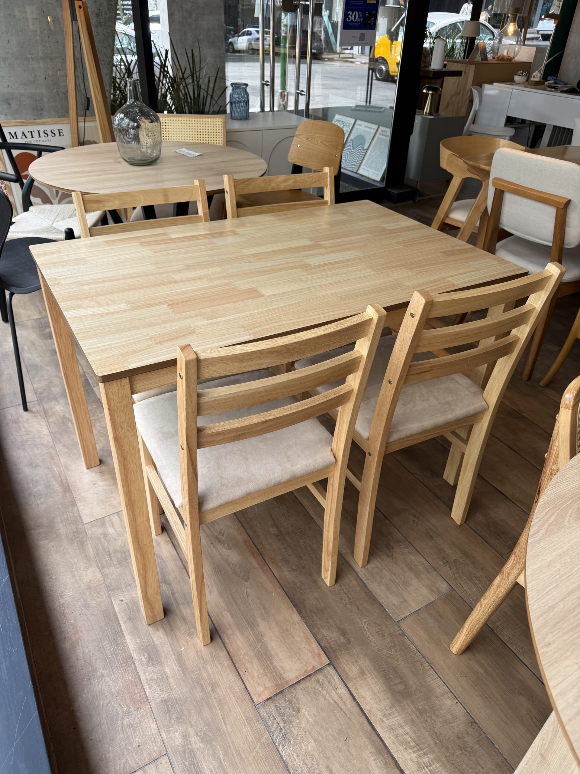 Juego de Comedor Saint Mesa Rectangular 110cm + 4 Sillas - Imagen 3