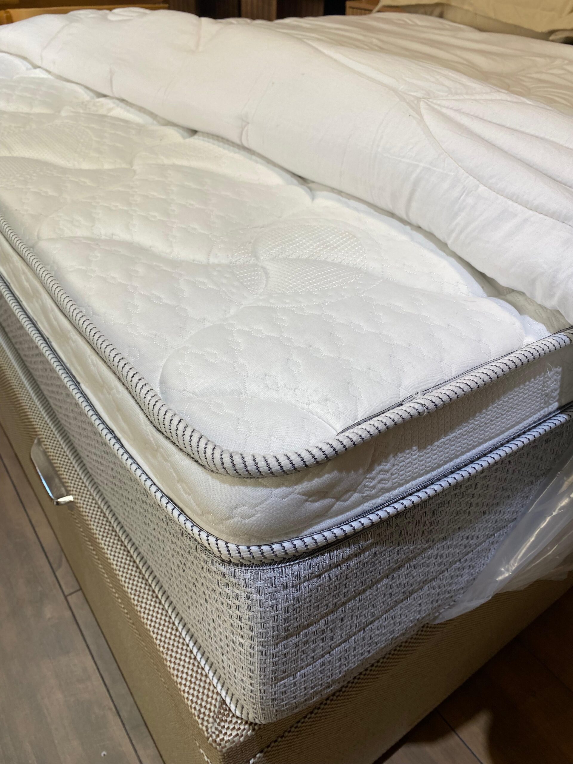 Colchón Roger Resortes Pocket + Pillow Firme – 2 Plazas - Imagen 4