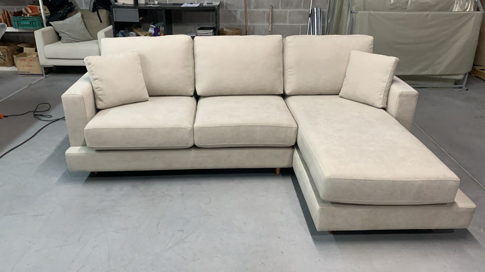 Sofa con Chaise Dublin 4 Cuerpos (240 cm) EASY CLEAN – Beige - Imagen 2