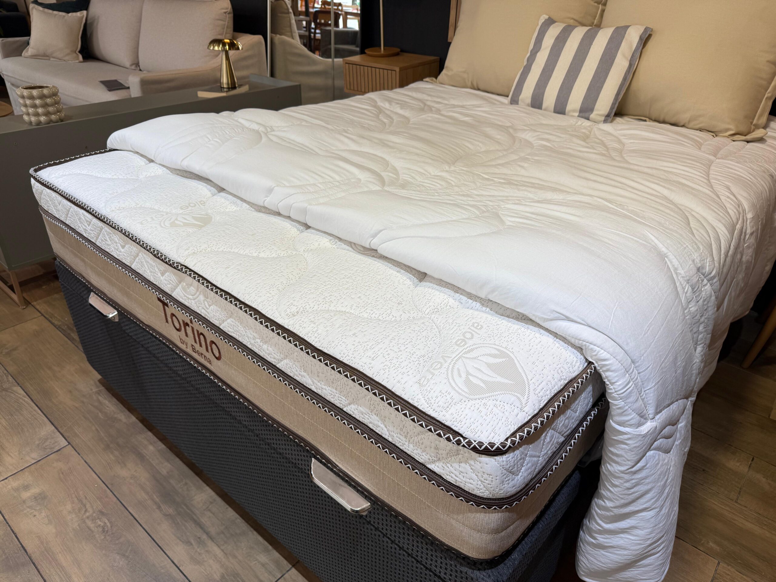 PREVENTA - Colchón Torino Espuma/Pillow Top + Box Baúl – 2 Plaza - Imagen 7